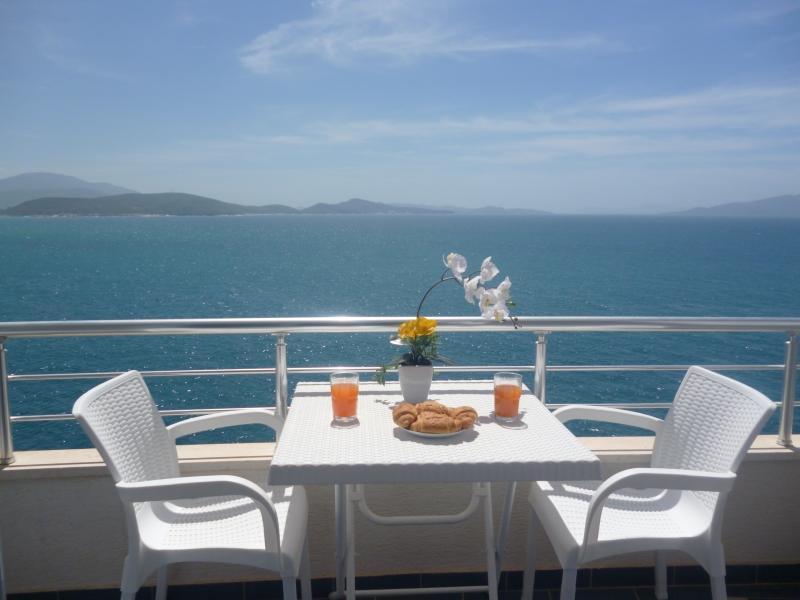 Beautifull Holiday Apartment Larisa Sarandë 外观 照片